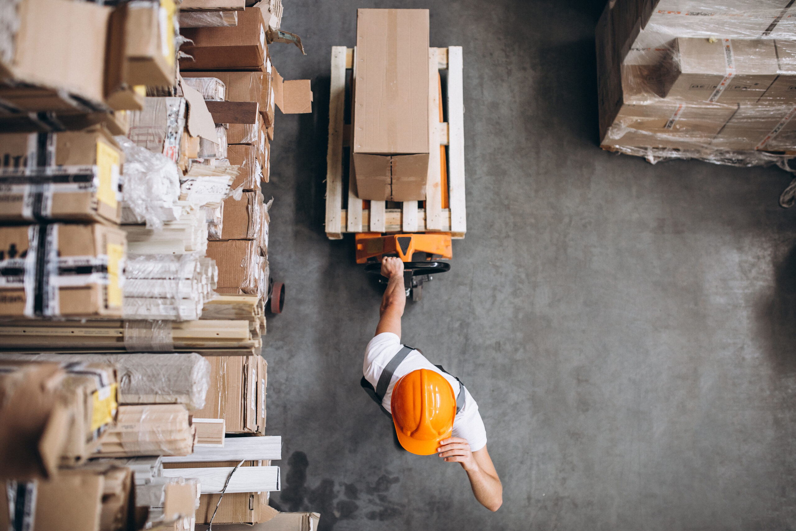 Demand Forecasting and Stock Optimization: Efficient Inventory Management